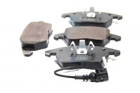 Тормозные колодки передние A.B.S. 37414