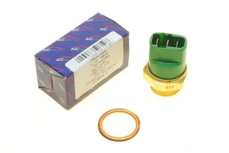 Датчик включения вентилятора VW T3/T4 82-95 (3 конт.) (93-82/87-76°C) AIC 50819