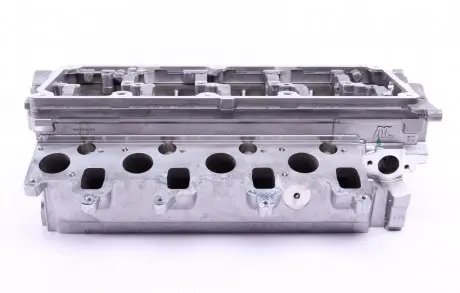 Головка блока цилиндров AMC 908727