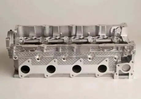 Головка блока цилиндров AMC 908752