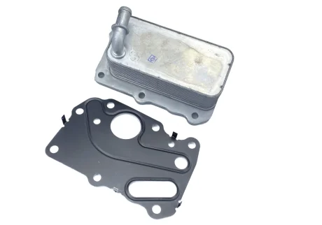 Масляный теплообменник 2.0 D (для OE LR075630) AND 30115088