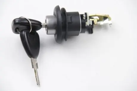 Замок багажника Logan 04-/Sandero 08- ASAM 32128