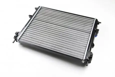 Радіатор охолодження Logan 1.4/1.6i 04- ASAM 70208