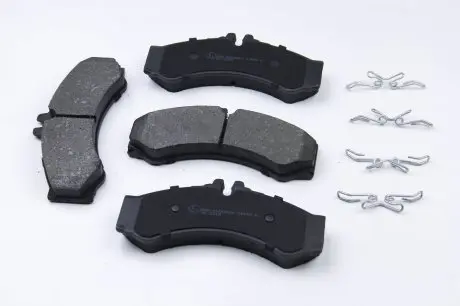 Тормозные колодки перед/зад Sprinter/LT 96-06 (спарка)/Vario 2.9TD ASAM 71339