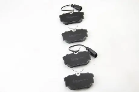 Тормозные колодки зад. T4 98-03 (с датчиком) ASAM 71380