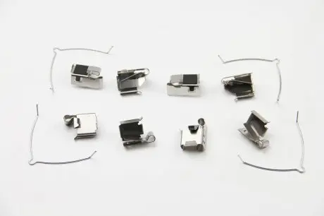 Монтажный к-кт тормозных колодок перед CAMRY/CARINA/COROLLA/RAV 4 91-01 AUTOFREN SEINSA D42610A