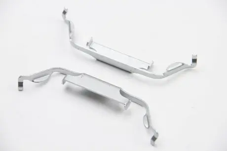 Монтажный к-кт тормозных колодок перед BMW 5/X5/X3 97-11 AUTOFREN SEINSA D42899A