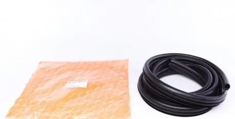 Ущільнювач двері Opel Vivaro/ Renault Trafic 01-14 AUTOTECHTEILE 505 1303