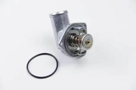 Термостат Opel Combo/Astra G/Vectra B, C 1.4-1.6i 95- (92C) с корпусом BGA CT5086