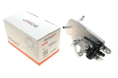 Радіатор оливний BMW 1 (F21)/2 (F22/F87)/3 (F30/F80/F34)/5 (G30/F90/X5 (F15/F90) 15- (N47/B48/B46) Bogap B4223104
