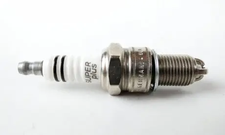 Свеча зажигания BOSCH 0242229658