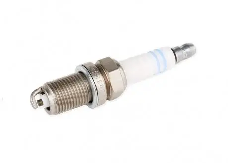 Свеча зажигания BOSCH 0 242 240 593