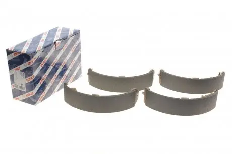 Барабанные тормозные колодки toyota land cruiser \'\'4.2 d \'\'>>01 BOSCH 0986487354