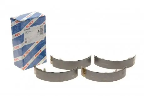 Тормозные колодки барабанные BOSCH 0 986 487 832