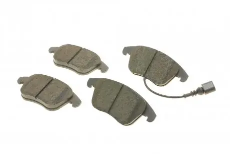 Тормозные колодки передние BOSCH 0986494372