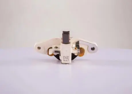 Реле зарядки, om601-602/616-617 db207-410 (12v) BOSCH 1 197 311 090