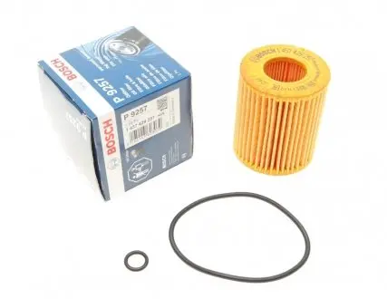 Масляный фильтр BOSCH 1457429257