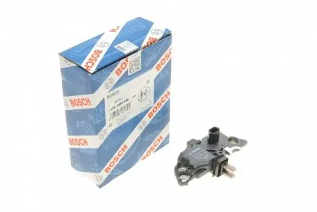 Реле регулятор генератора RENAULT CLIO, CLIO III, GRAND SCENIC II, GRAND SCENIC III, KANGOO, KANGOO BE BOP, KANGOO EXPRESS, LAGUNA II, MEGANE CC, MEGANE II, MEGANE III, MODUS, SCENIC II 1.5D-2.0 06.03- BOSCH 1986AE0149