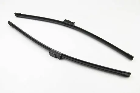 Комплект дворников VW Passat B5, Skoda Superb (530/530mm) BOSCH 3 397 118 925