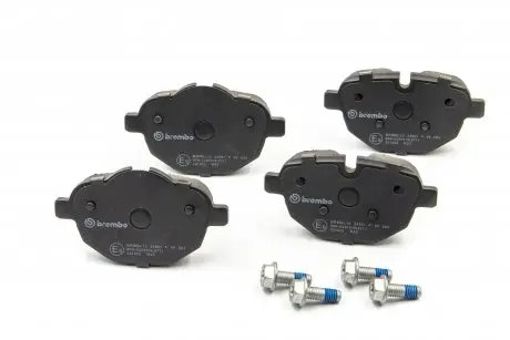 Гальмівні колодки задні BREMBO P06064