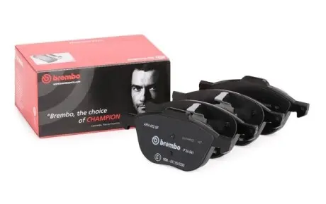 Тормозные колодки передние BREMBO P24061