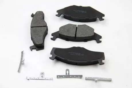 Тормозные колодки перед. golf ii/iii/jetta i/ii/passat -97 Bremsi BP2261