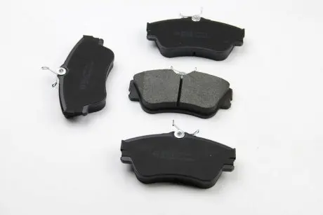 Тормозные колодки перед. t4 1.9td/2.4d >99 (r15)(невент.диск) Bremsi BP2625