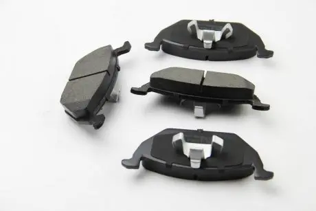 Тормозные колодки перед. caddy iii/golf v/octavia/a3 03- Bremsi BP2835