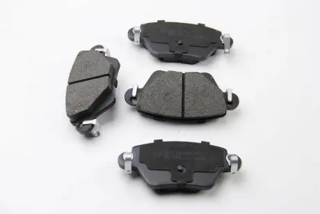 Тормозные колодки зад. kangoo 4x4/mondeo iii 01- (bosch) Bremsi BP2927