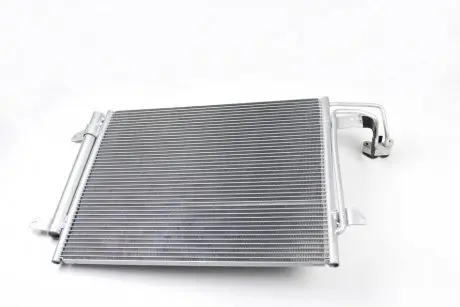 Радиатор кондиционера Caddy 04-/Touran 03- BSG BSG 90-525-005