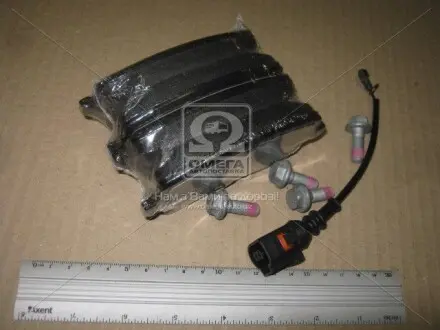 Тормозные колодки CHAMPION 573220CH