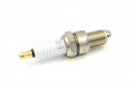 Свічка запалювання CHAMPION OE006/T10