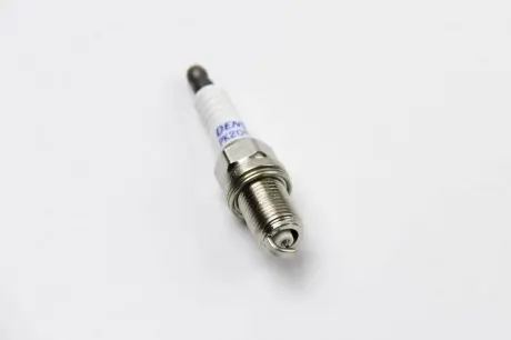 Свеча зажигания Ford/MB/Renault/Mitsubishi/Nissan/Subaru/Suzuki DENSO PK20PR11