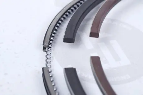 Комплект колец на поршень ET ENGINETEAM R4000900