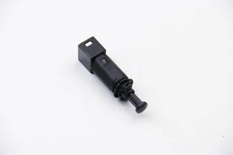 Выключатель стоп-сигнала Master/Trafic/Kangoo/Logan (2 конт.) FACET 7.1148