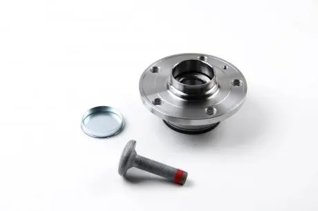 Подшипник ступицы задний Golf V/VI/Jetta/Passat/Octavia 05- (32x137) FAG 713 6110 00