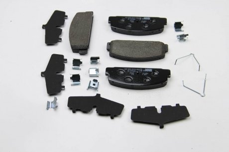 Колодки тормозные задние Mazda 323/626 94-04 (akebono) FERODO FDB1721 (фото 1)