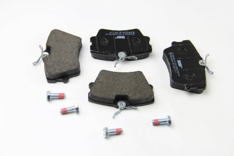 Комплект тормозных колодок FERODO FVR1132 (фото 1)
