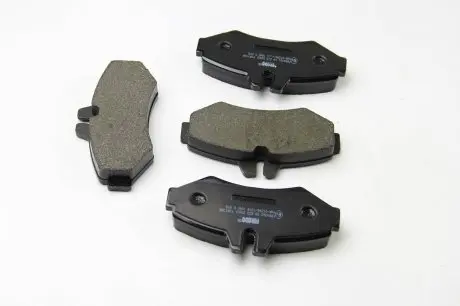 Комплект гальмівних колодок FERODO FVR1306