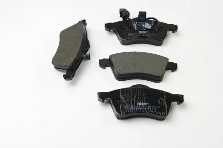 Комплект тормозных колодок FERODO FVR1518