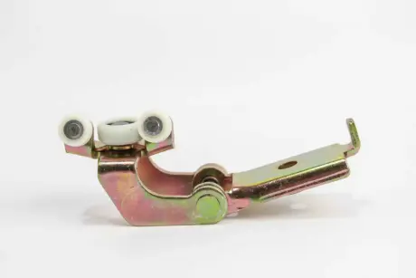 Ролик зсувних дверей (середній) Sprinter/LT 95-06 (з кроншт.) Goodrem RM8021