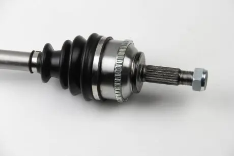 Привод в сборе левый GSP 250401