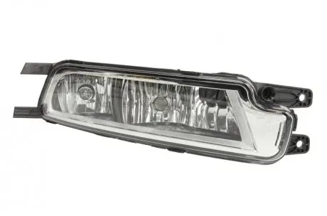 Протитуманна фара права Passat B8 (з лампами розжарювання) HELLA 1NA 011 839-121