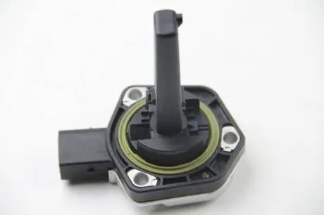 Датчик уровня масла bmw e81/e87/e90/e84 1.6/1.8/2.0i 01- HELLA 6PR 008 324-101