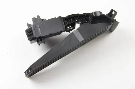 Педаль газа A3/OCTAVIA/SUPERB/PASSAT 1.2-5.2 98-17 HELLA 6PV010946-021