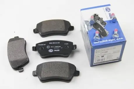 Тормозные колодки перед. kangoo 08- (r14) HELLA 8DB 355 010-851