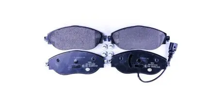 Гальмівні колодки дискові перед. VW Sharan 2010- / Passat 2010- / Octavia 2010- / Audi a3 HELLA 8DB 355 015-921