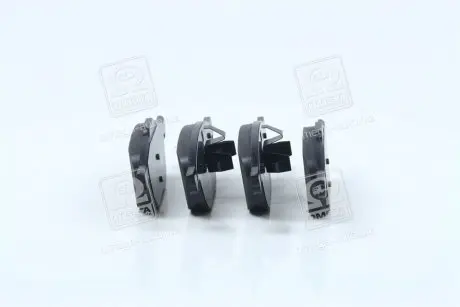 Тормозные колодки дисковые передние Hi-Q SP1260