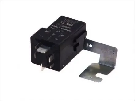 Hitachi ford реле свечей накала escort, fiesta 89- 1.8d HITACHI/HUCO 132067