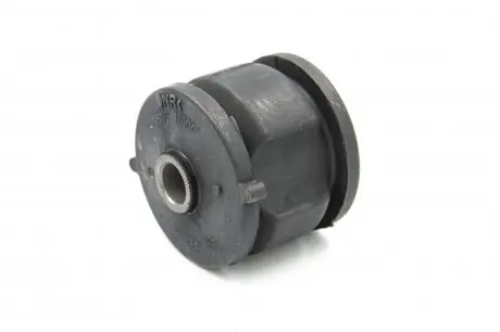 Сайлентблок заднего продольного рычага (передний) Hyundai-KIA 5511617000